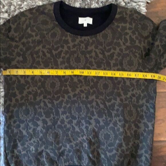 Lou & Grey Floral Print Design Pullover Sweater Feminine Casual Boho Work - Picture 8 of 9